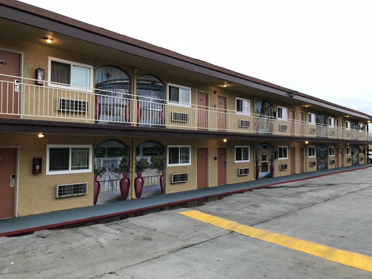 Los Angeles Inn & Suites - Lax West Athens Exterior photo